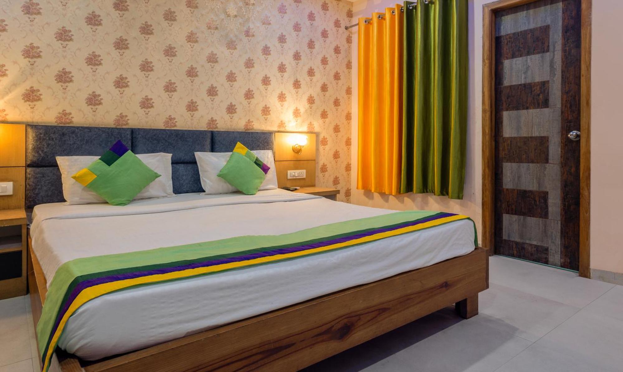 Hotel Treebo Shakuntalam, Near Lucknow Airport Esterno foto