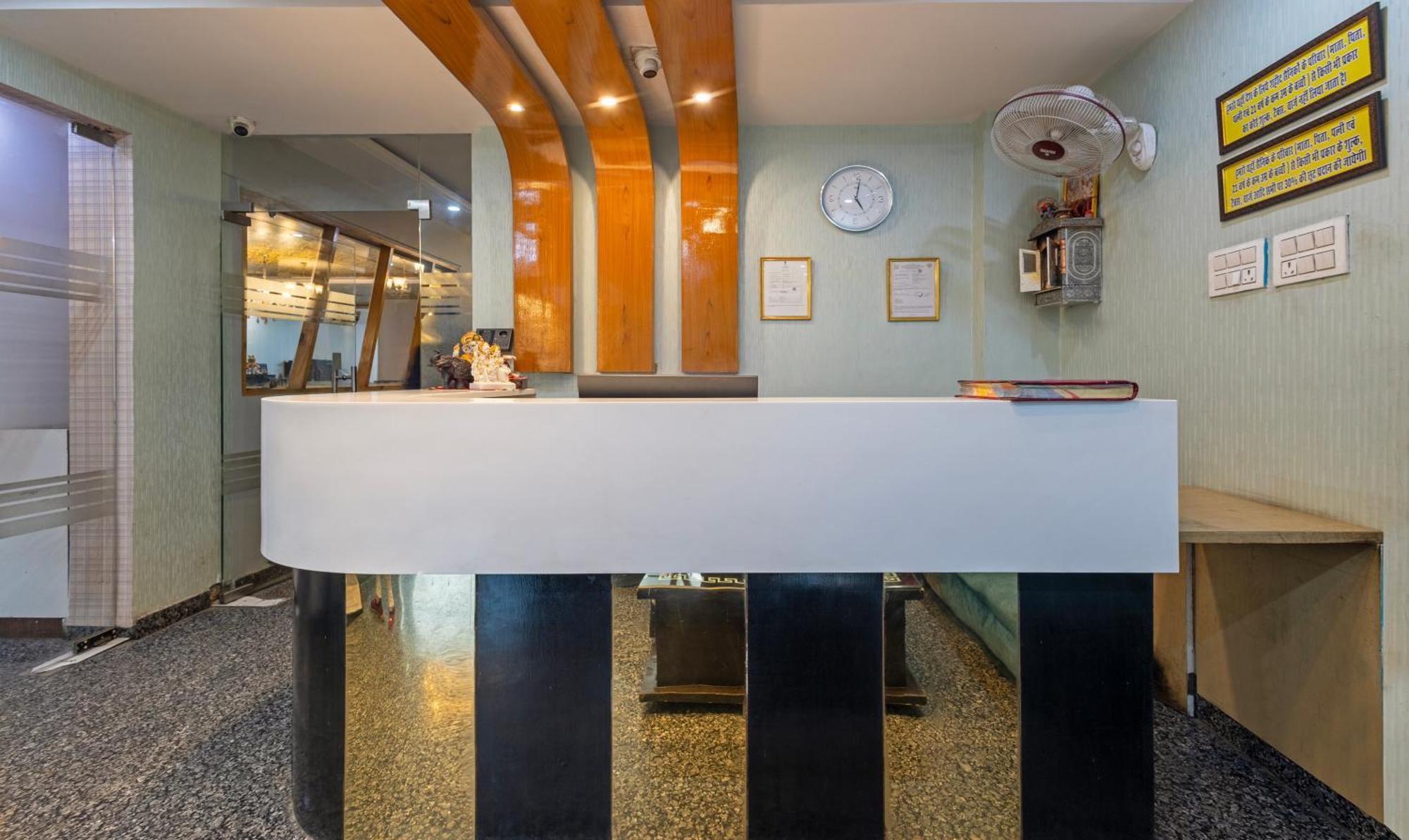 Hotel Treebo Shakuntalam, Near Lucknow Airport Esterno foto