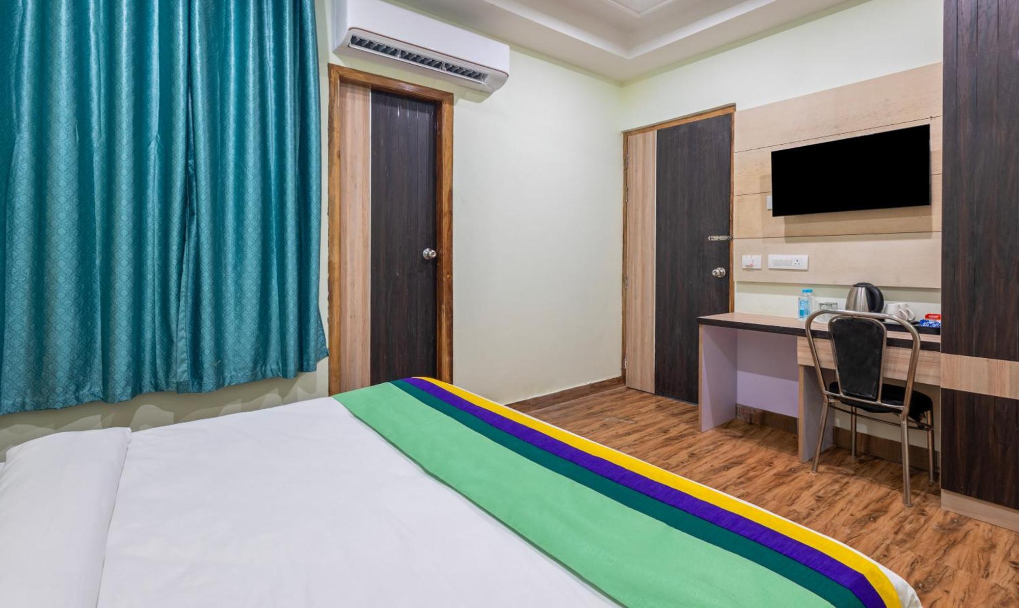 Hotel Treebo Shakuntalam, Near Lucknow Airport Esterno foto
